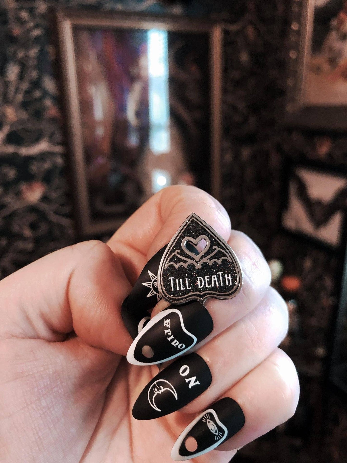 Planchette Valentines - Mini Enamel Pins: Batty 4 U