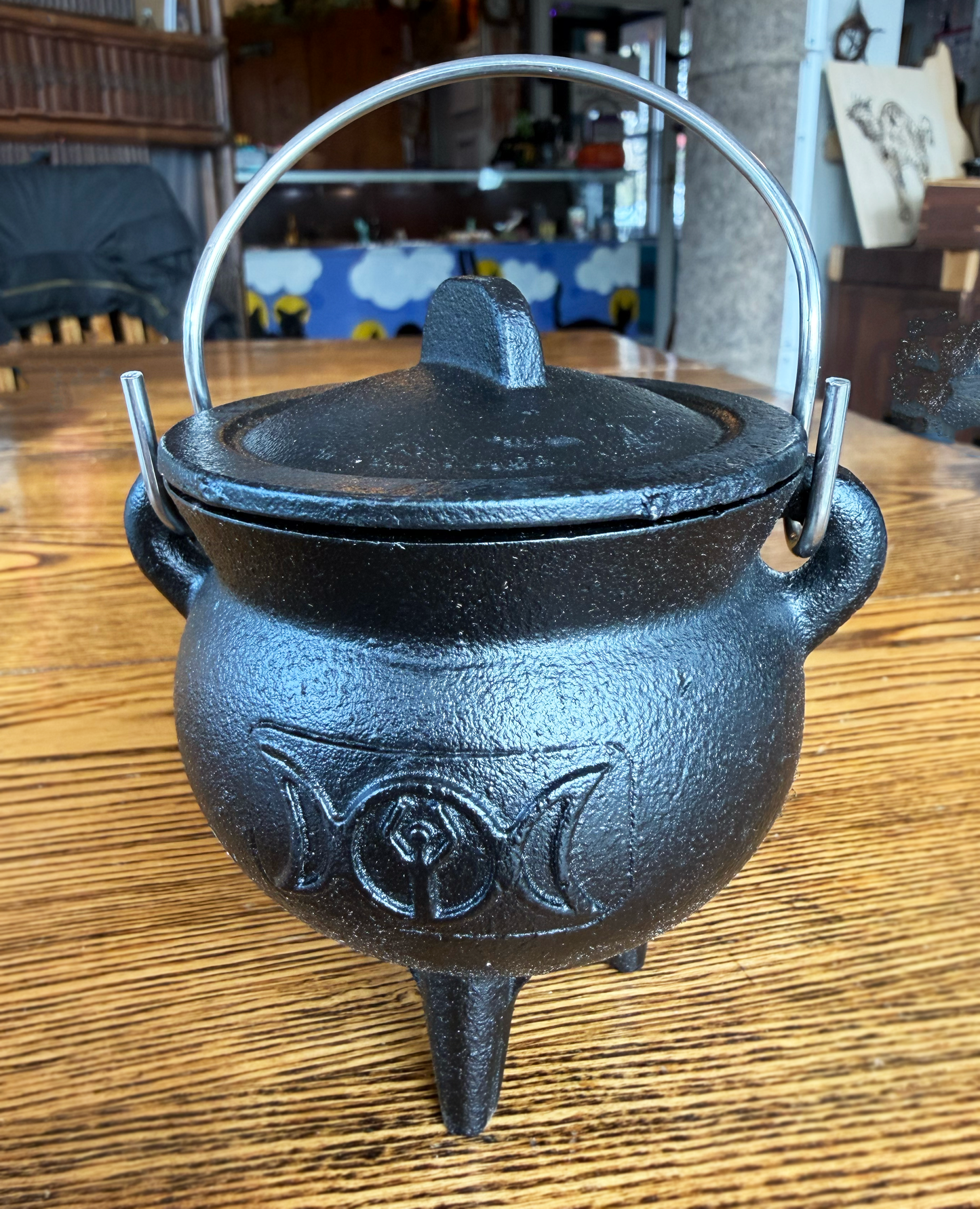 3" cast iron cauldron
