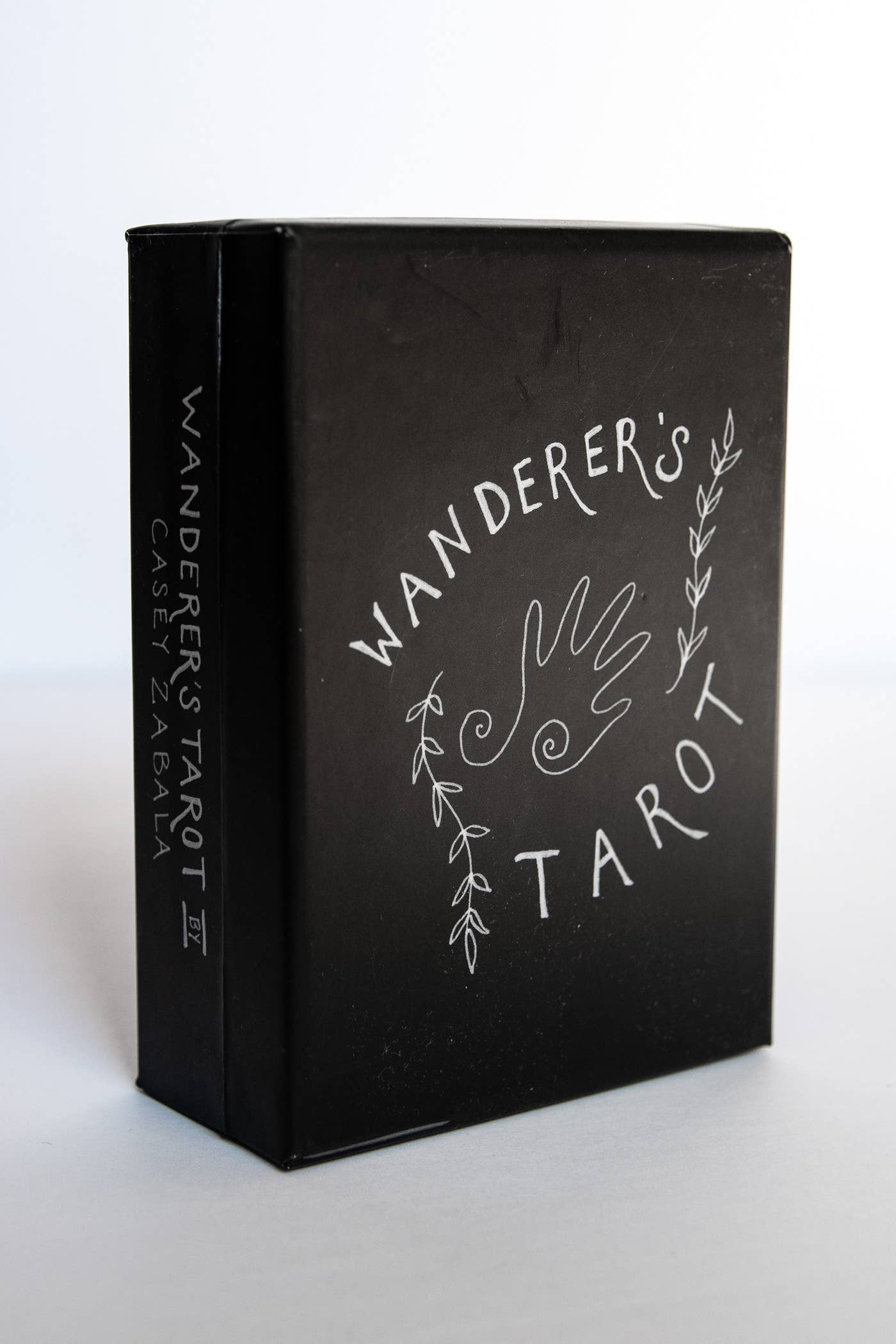 Wanderer's Tarot (78-Card Deck with Fold-Out Guide)